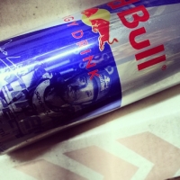 red-bull-dakar-2014-chaleco-lopez-energy-drink-cans